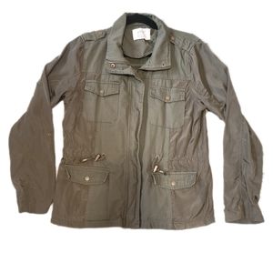 Ashley International 26 Utility Collection